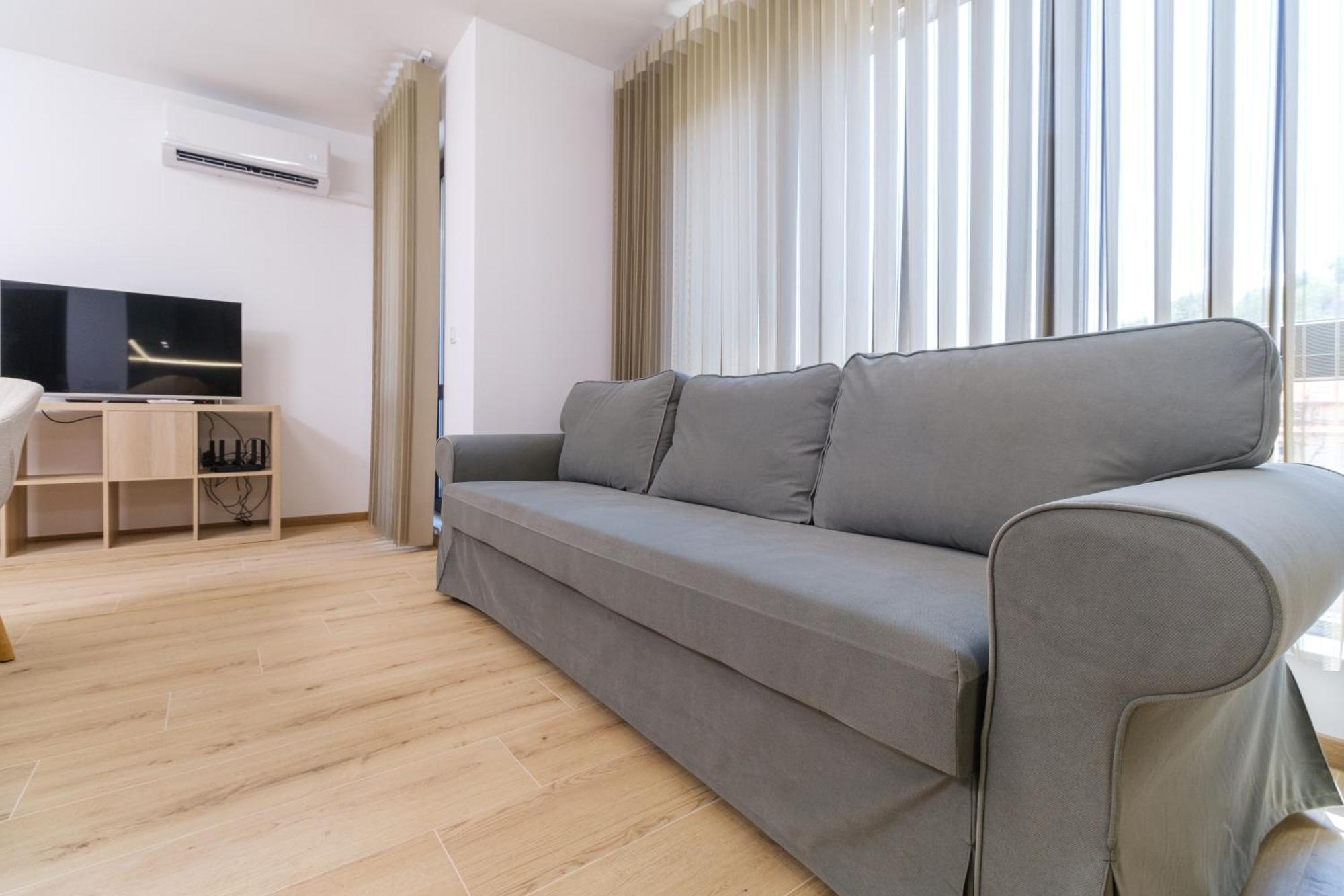 Modern 1-Bedroom Apartment With Free Parking Plovdiv Exteriör bild