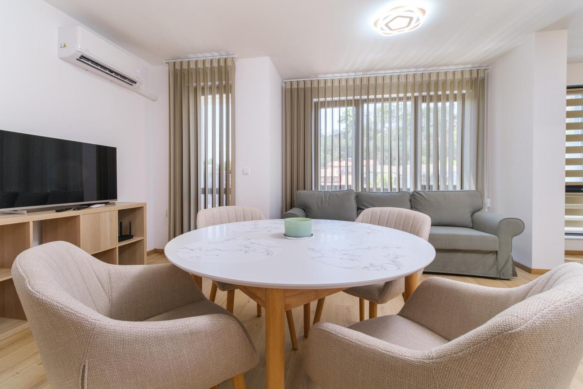 Modern 1-Bedroom Apartment With Free Parking Plovdiv Exteriör bild